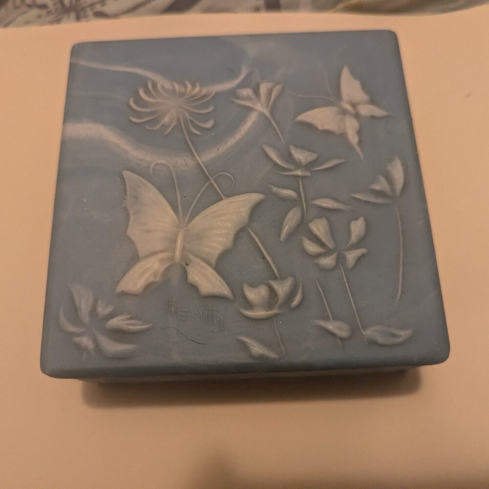 Beautiful vintage blue butterfly lidded box/dish for jewelry